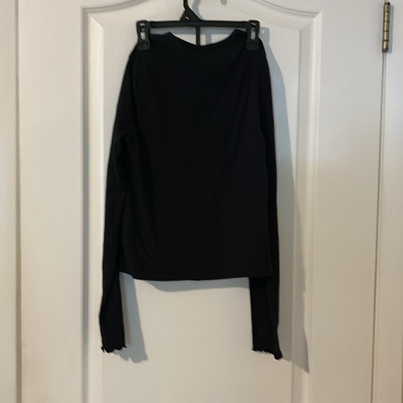 Girls vans long sleeve shirt with graphic butterfly/vans emblem size small EUC - Picture 5 of 5